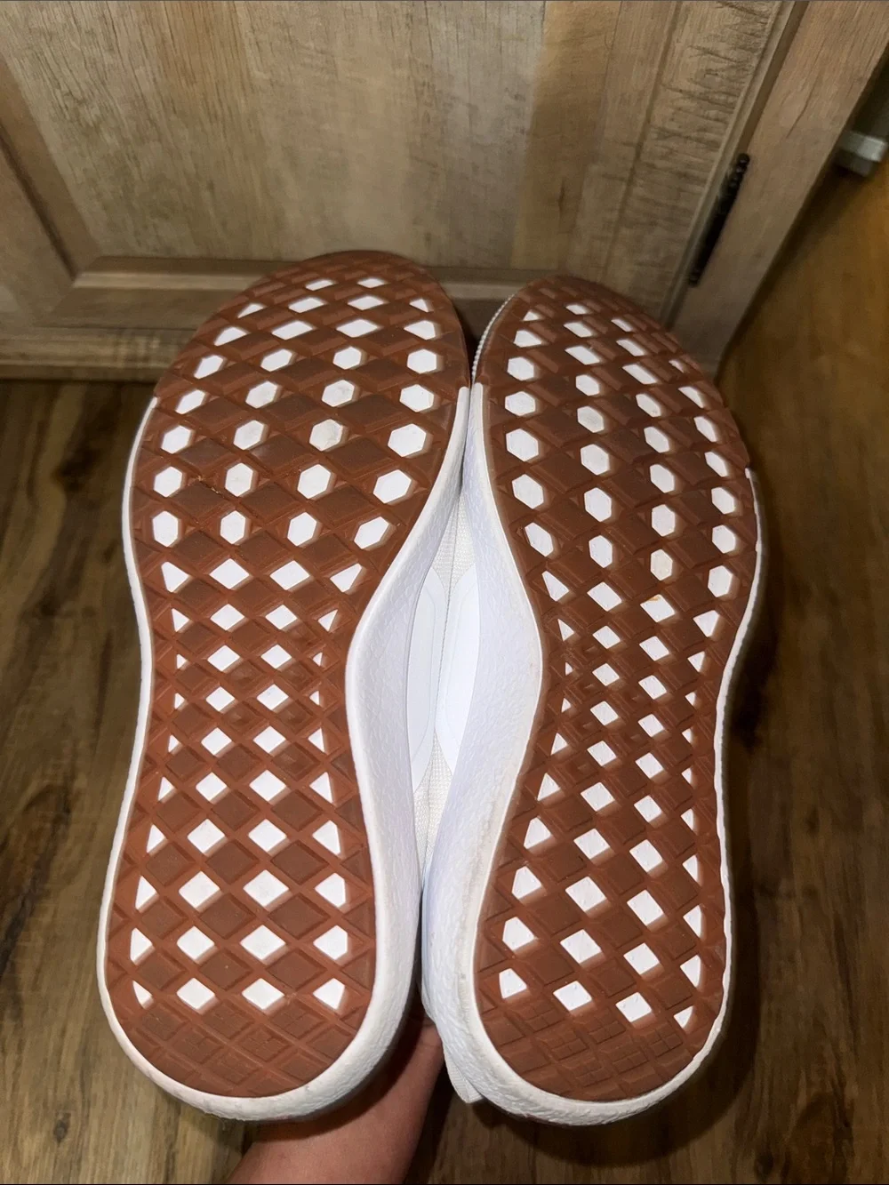 Vans UltraRange Men’s White Sneakers